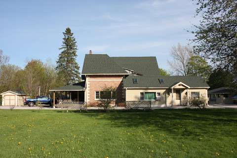 Saucy Willow Inn Bed & Breakfast and Cottage Rentals